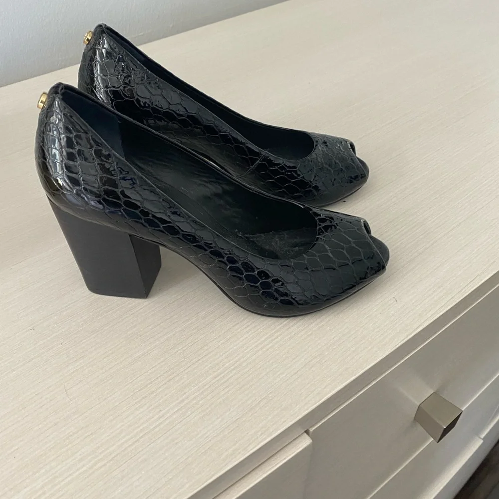 Shoes - Picture 2 of 2